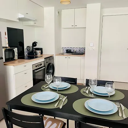 2 Pieces Avec Piscine Apartment Villeneuve-Loubet